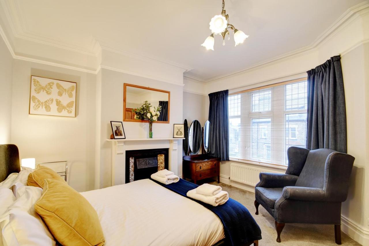 Spacious Victorian Townhouse Near Hcc With Off Street Parking Harrogate Esterno foto